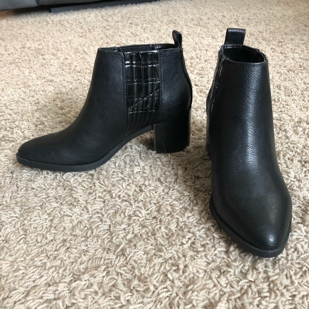 NEW Nine West Booties